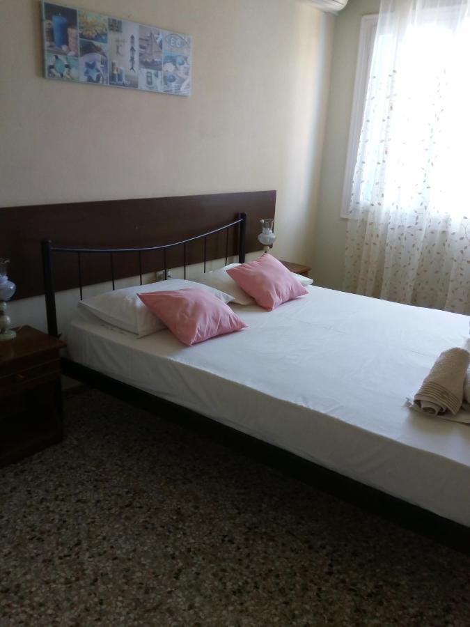 Agnes Hotel apartamentowy Kini